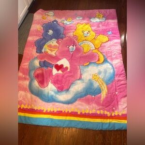 Vintage Care‎ Bears 2005 comforter.  Reversible..